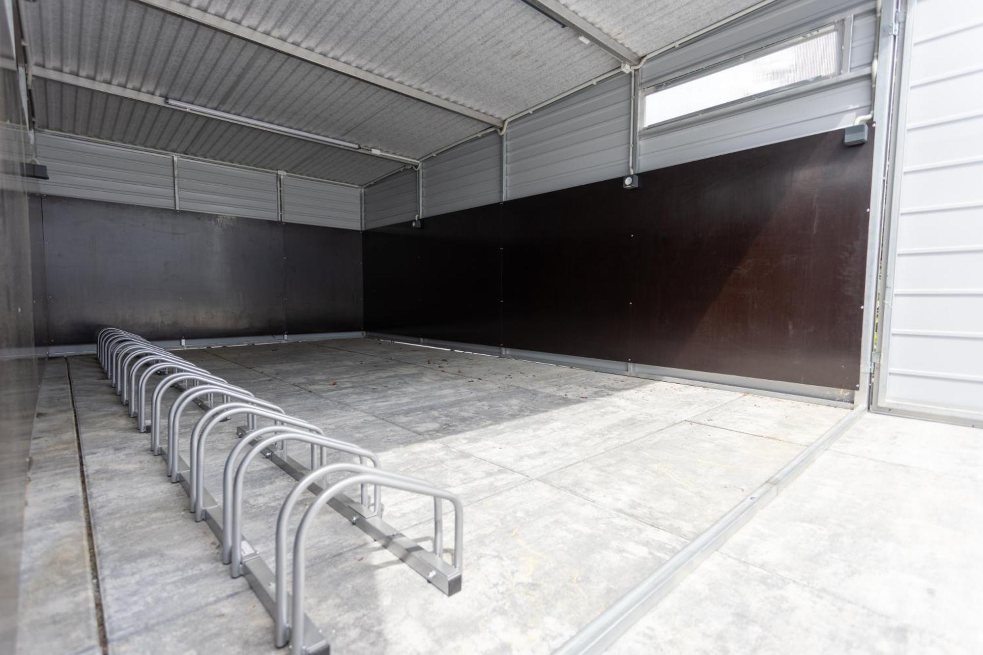 Hangar Apartment